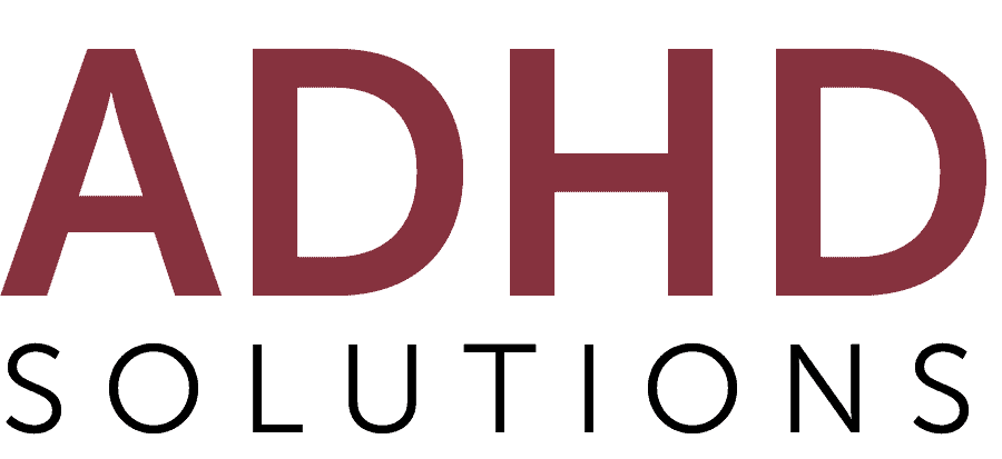 De afbeelding toont een logo met de tekst 'ADHD SOLUTIONS'. Het woord 'ADHD' staat in een groot, vetgedrukt rood lettertype, terwijl 'OPLOSSINGEN' in een kleiner, zwart lettertype eronder staat. De achtergrond is wit.